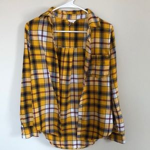 yellow Aeropostale flannel size:s